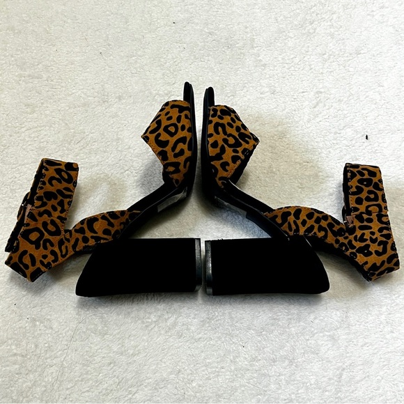 Qupid NWOB Leopard Print High Heel Sandal - Size 6 - Picture 7 of 11